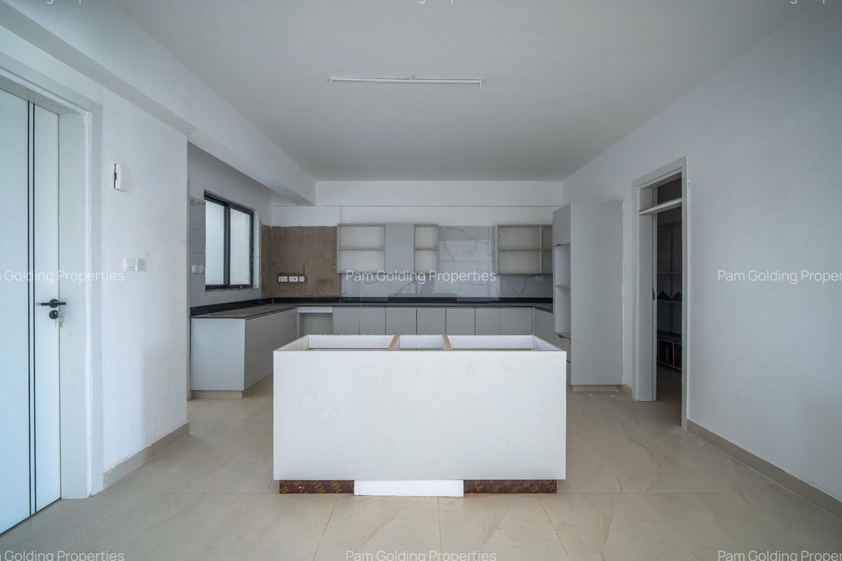 4 Bed Apartment in General Mathenge - 2