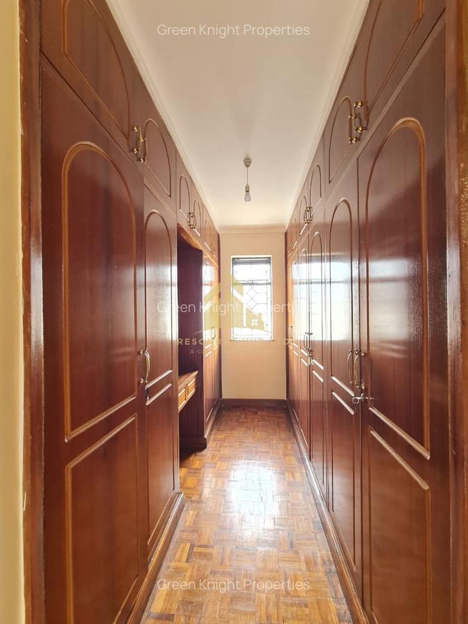 4 Bed Townhouse with En Suite in Westlands Area - 8