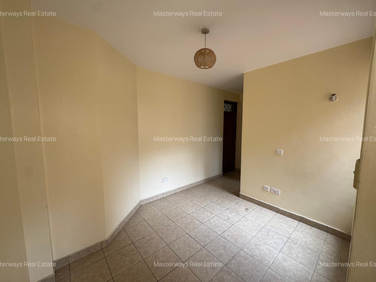 3 Bed Apartment with En Suite in Lavington - 8