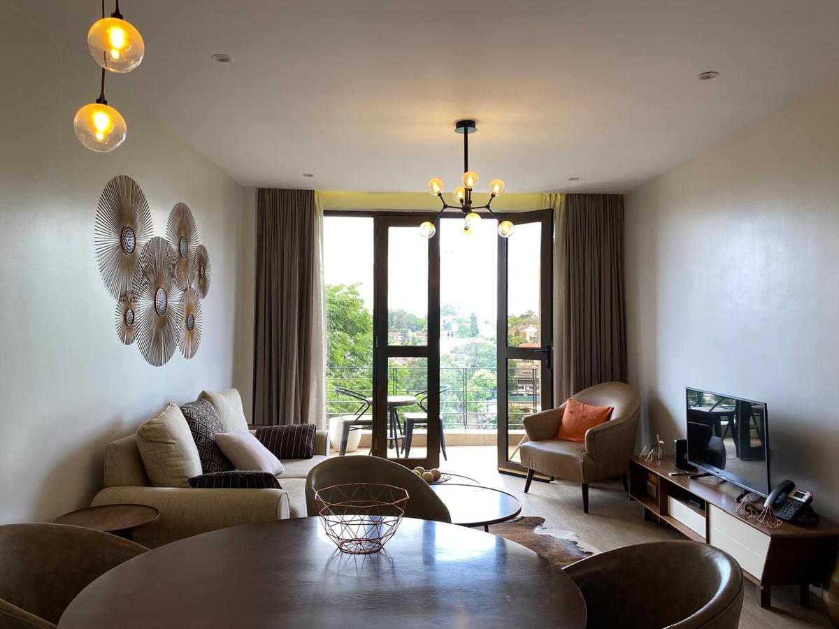 1 bed apartment with en suite in riverside