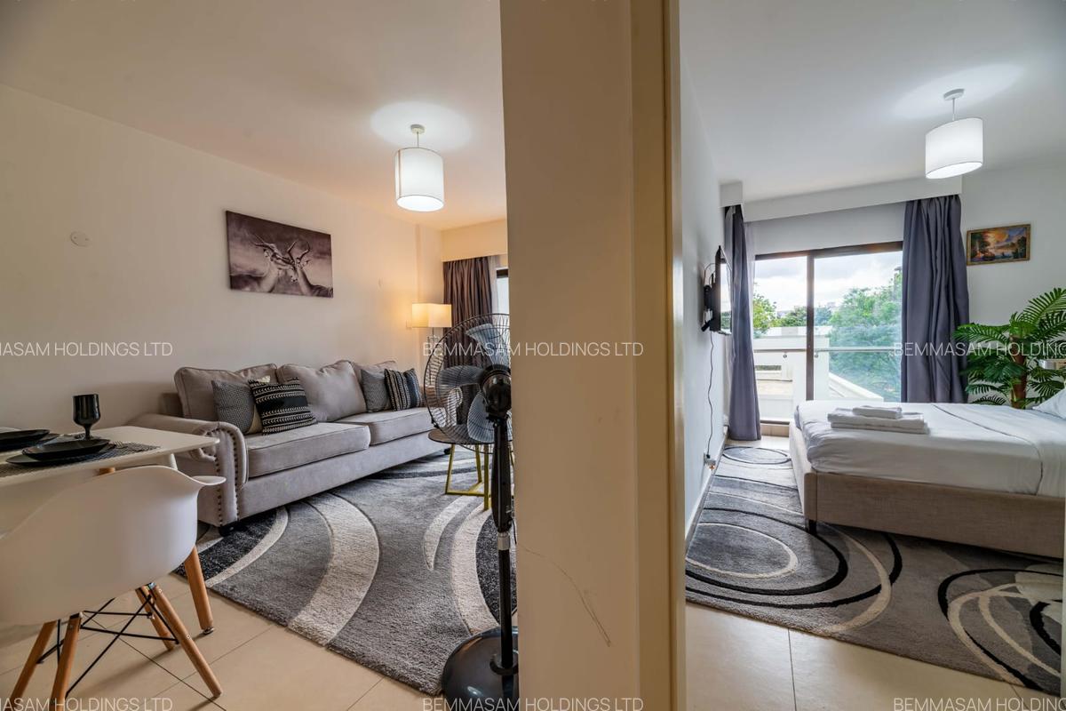 Serviced 1 Bed Apartment with En Suite at Westlands Road - 5