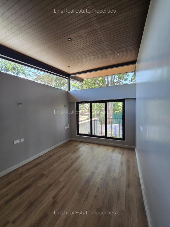 4 Bed Townhouse with En Suite in Runda - 18