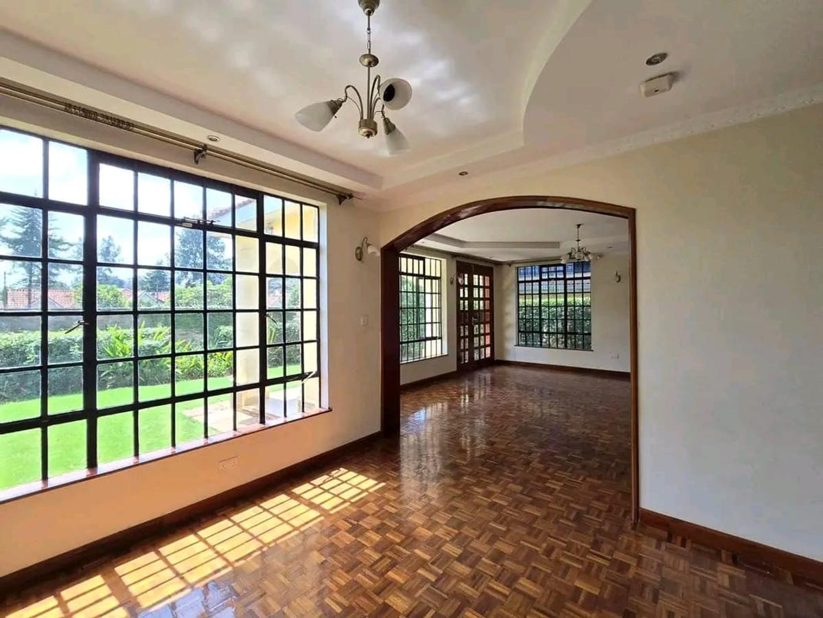 4 Bed Townhouse with En Suite in Lavington - 7