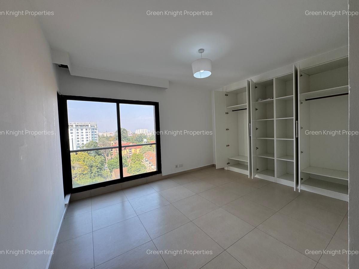 Serviced 2 Bed Apartment with En Suite in Lavington - 14