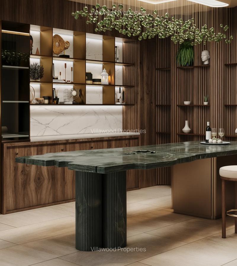 5 Bed Apartment with En Suite in Brookside - 5