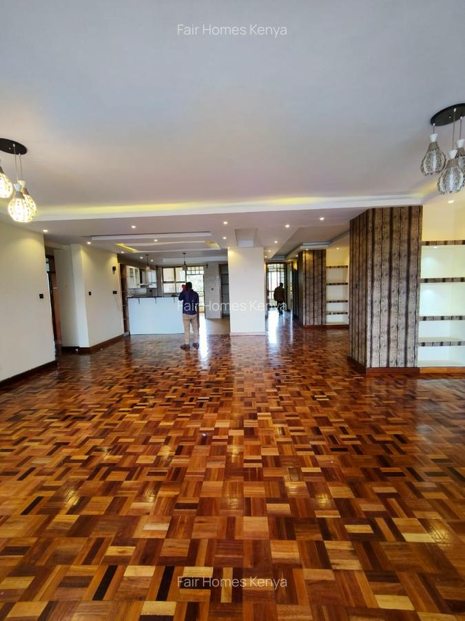 3 Bed Apartment with En Suite at Othaya Road - 1