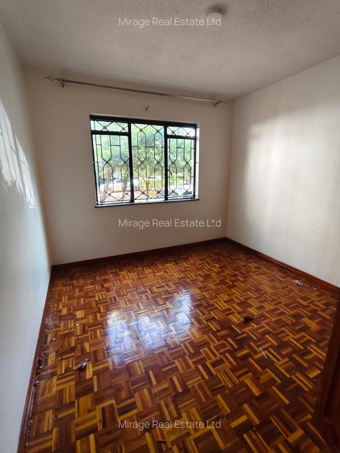 3 Bed Apartment with Swimming Pool in Kileleshwa - 12