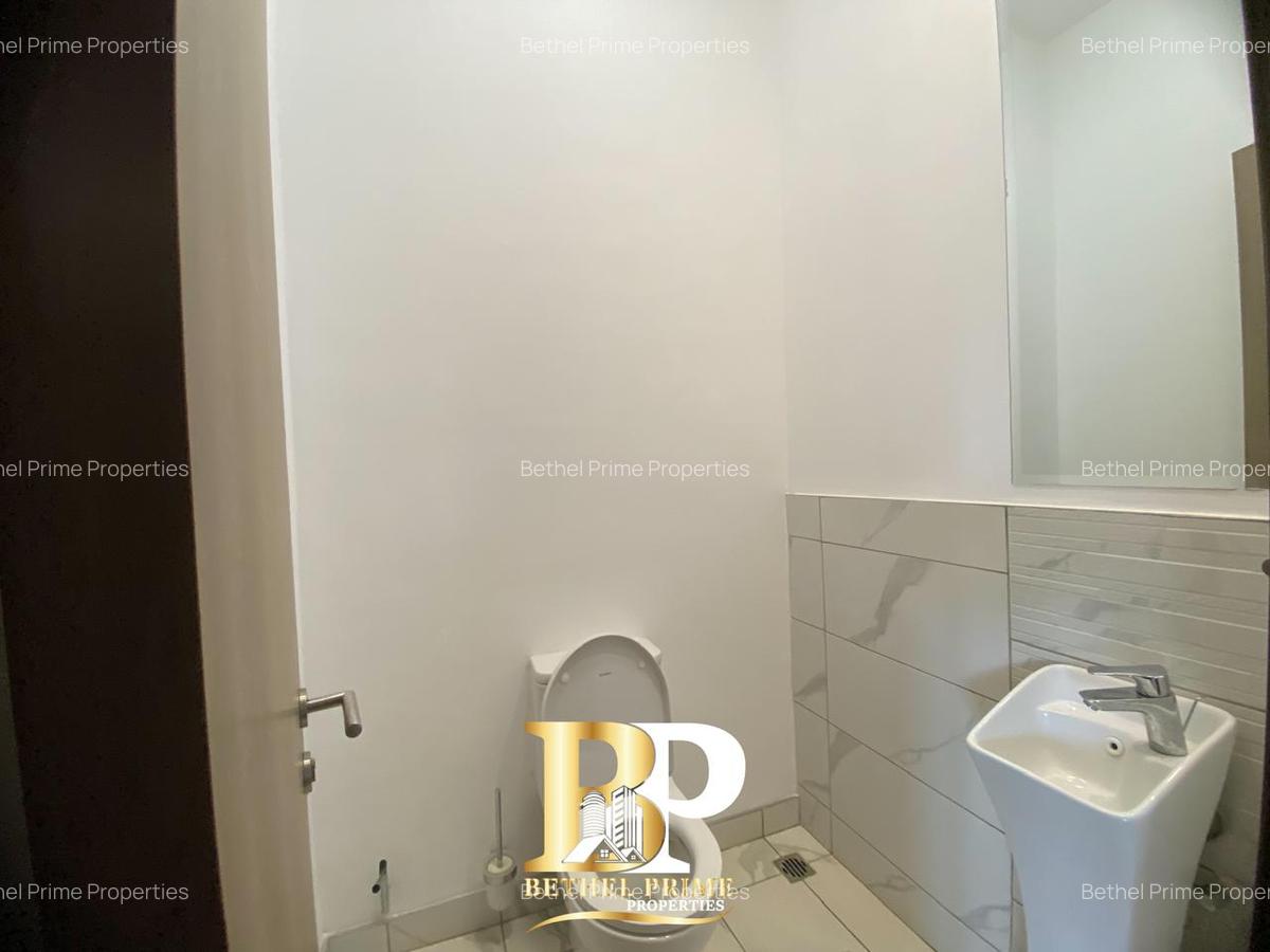 Furnished 3 Bed Apartment with En Suite in Rosslyn - 18