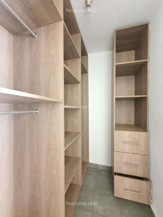 4 Bed Townhouse with En Suite at Nyari - 15