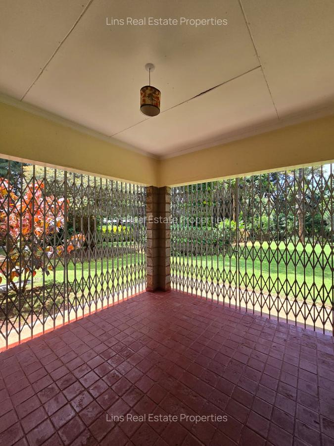 4 Bed House with En Suite in Runda - 15