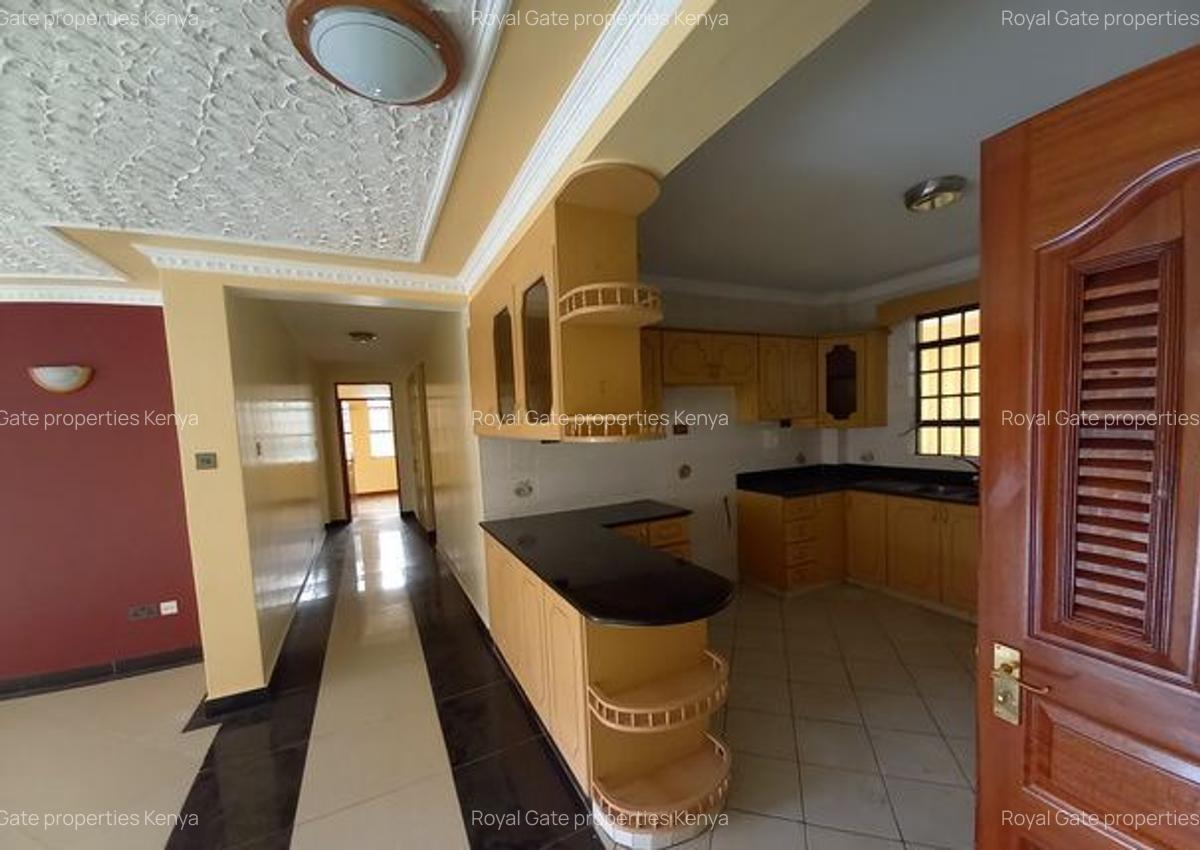 4 Bed Apartment with En Suite at Kingara Road - 7