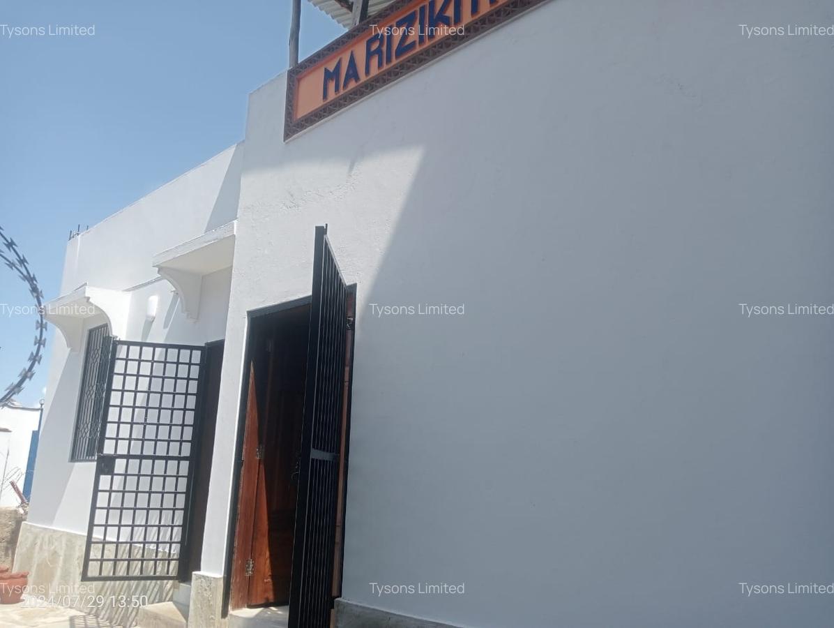 2 Bed House with En Suite at Bondeni - 1