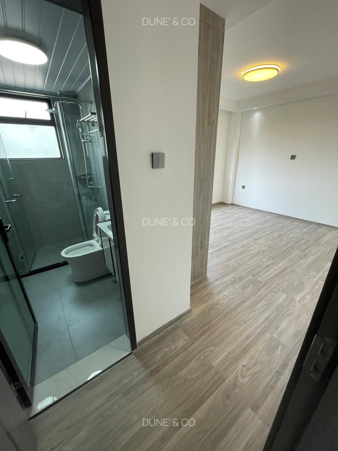 2 Bed Apartment with En Suite in Kilimani - 12