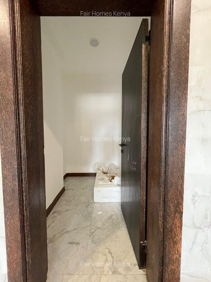 3 Bed Apartment with En Suite at Mandera Road - 9