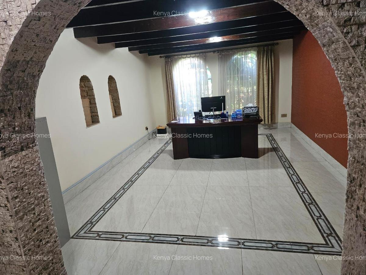 10 Bed House with En Suite at Runda - 16