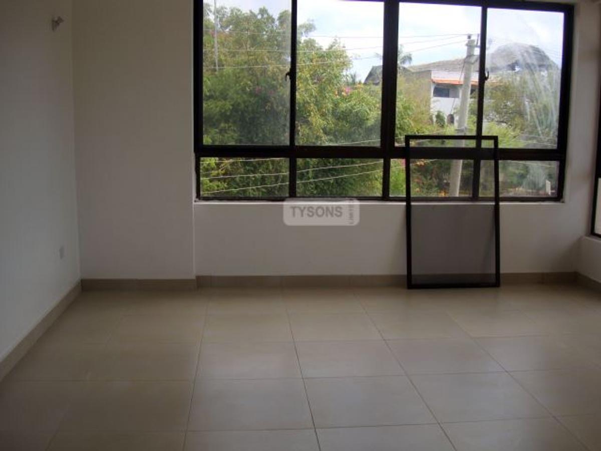 3 Bed Apartment with En Suite in Nyali Area - 3