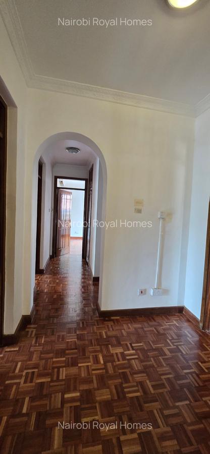 5 Bed House with En Suite at Mimosa Drive - 13