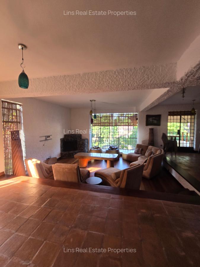 3 Bed Townhouse with En Suite in Spring Valley - 7
