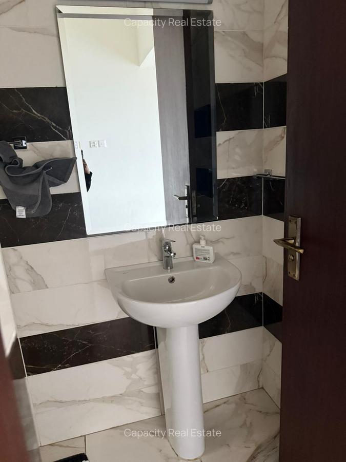 3 Bed Apartment with En Suite in General Mathenge - 12