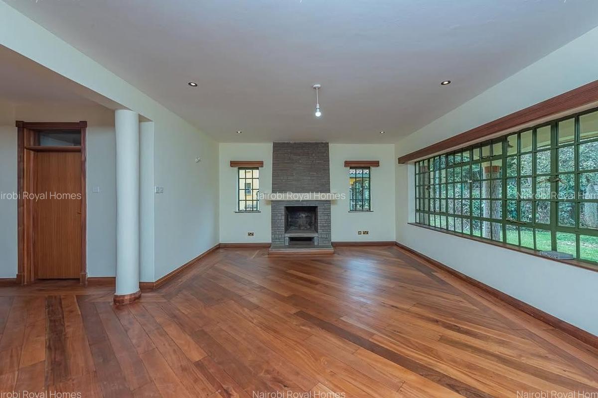 4 Bed Townhouse with En Suite at Lavington Green - 4