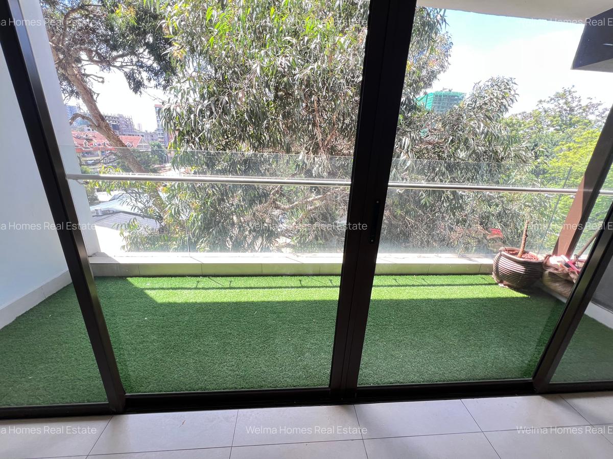 2 Bed Apartment with En Suite in Lavington - 5