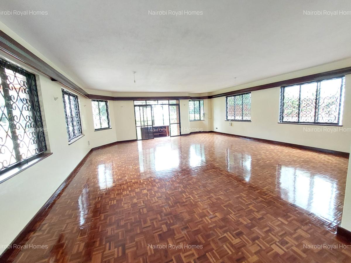 6 Bed Townhouse with En Suite at Kilimani Road - 3