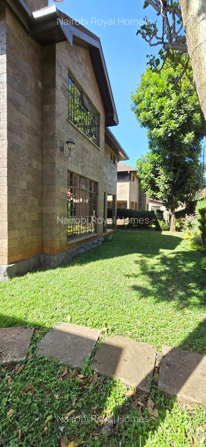 4 Bed Townhouse with En Suite at Peponi Road - 5