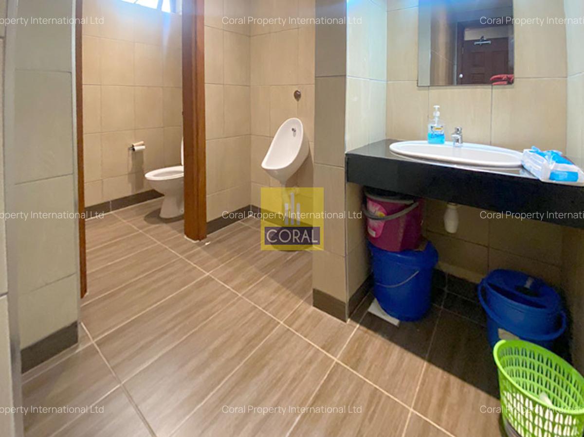 3,800 ft² Office with Backup Generator in Parklands - 19