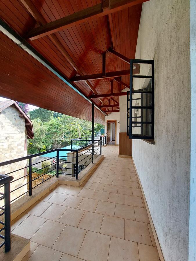 4 Bed Townhouse with En Suite in Lavington - 15