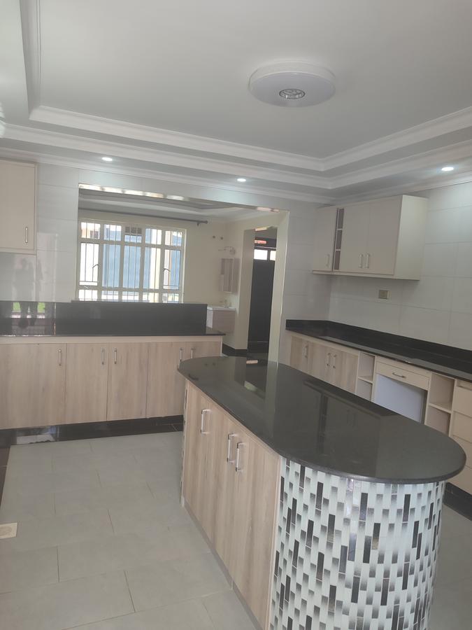 4 Bed Villa with En Suite in Ruiru - 11