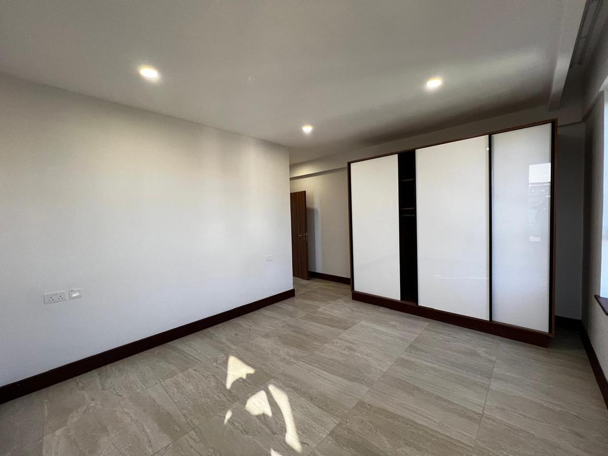 2 Bed Apartment with En Suite in Westlands Area - 5