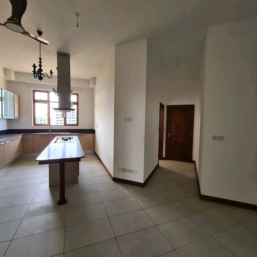 3 Bed Apartment with En Suite at Mwamba Drive - 9