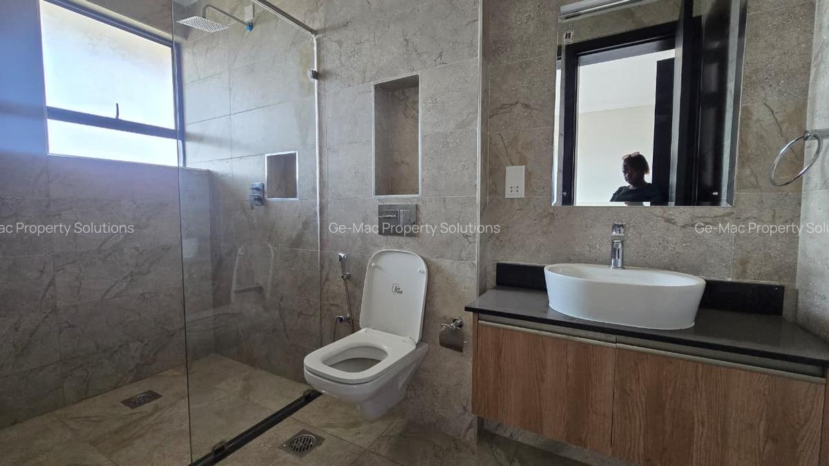4 Bed Apartment with En Suite in Kileleshwa - 12