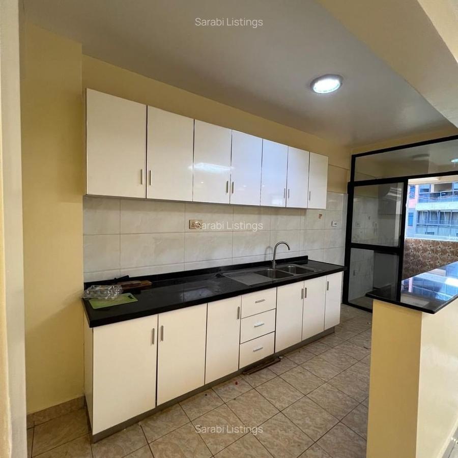 2 Bed Apartment with En Suite in Lavington - 4