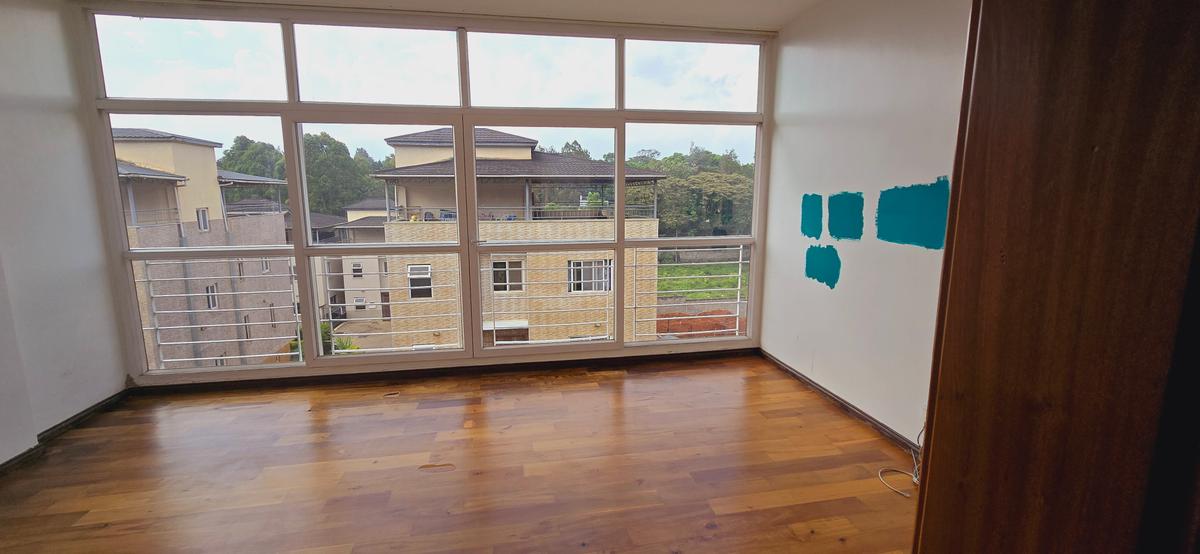 5 Bed Townhouse with En Suite at Convent Drive - 14