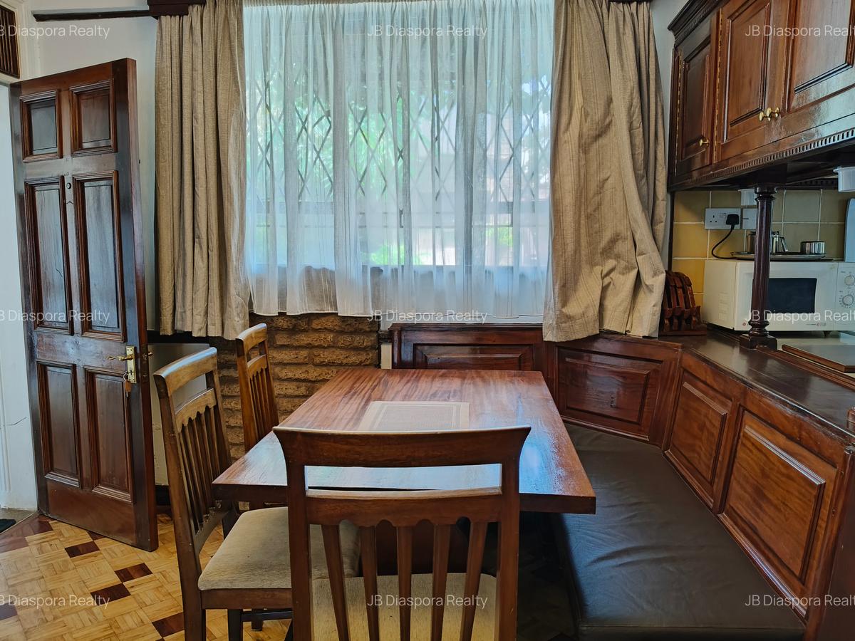 Serviced 1 Bed Apartment with En Suite at Rhaphta Road - 8