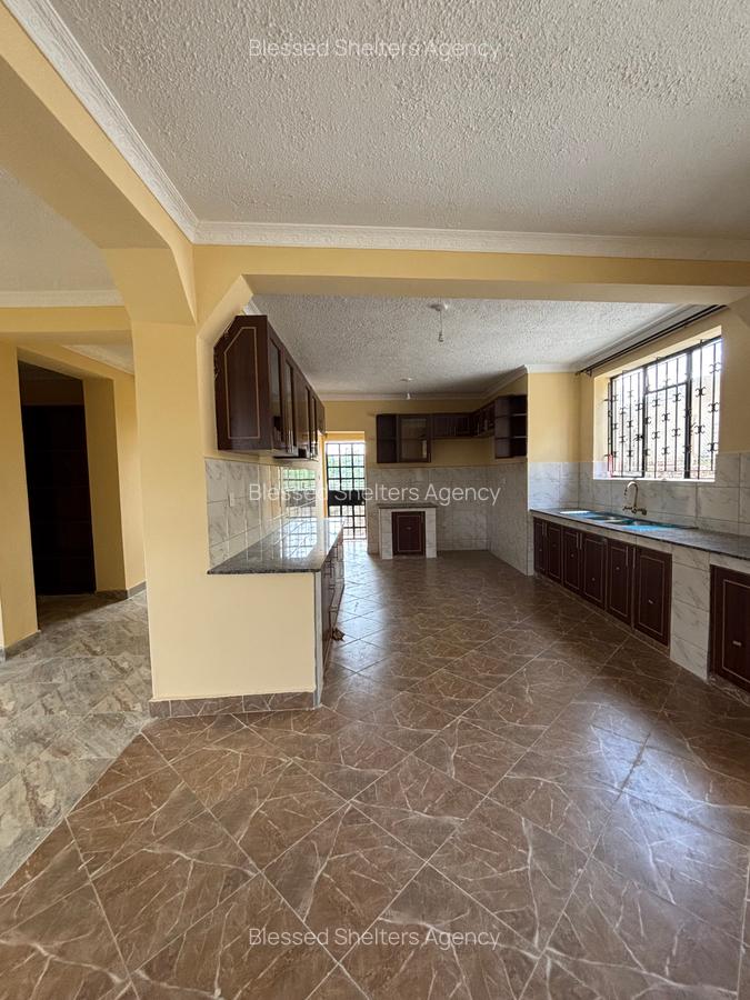 4 Bed Villa with En Suite in Kiambu Road - 11
