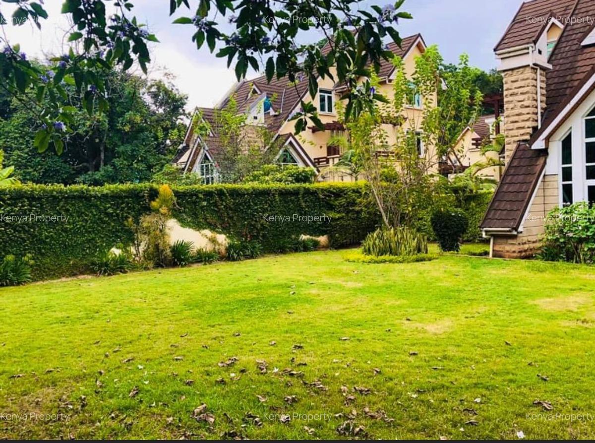 5 Bed Villa with En Suite at Oawshwika Road - 6