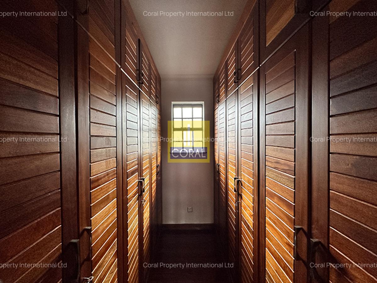 4 Bed Townhouse in Westlands Area - 13