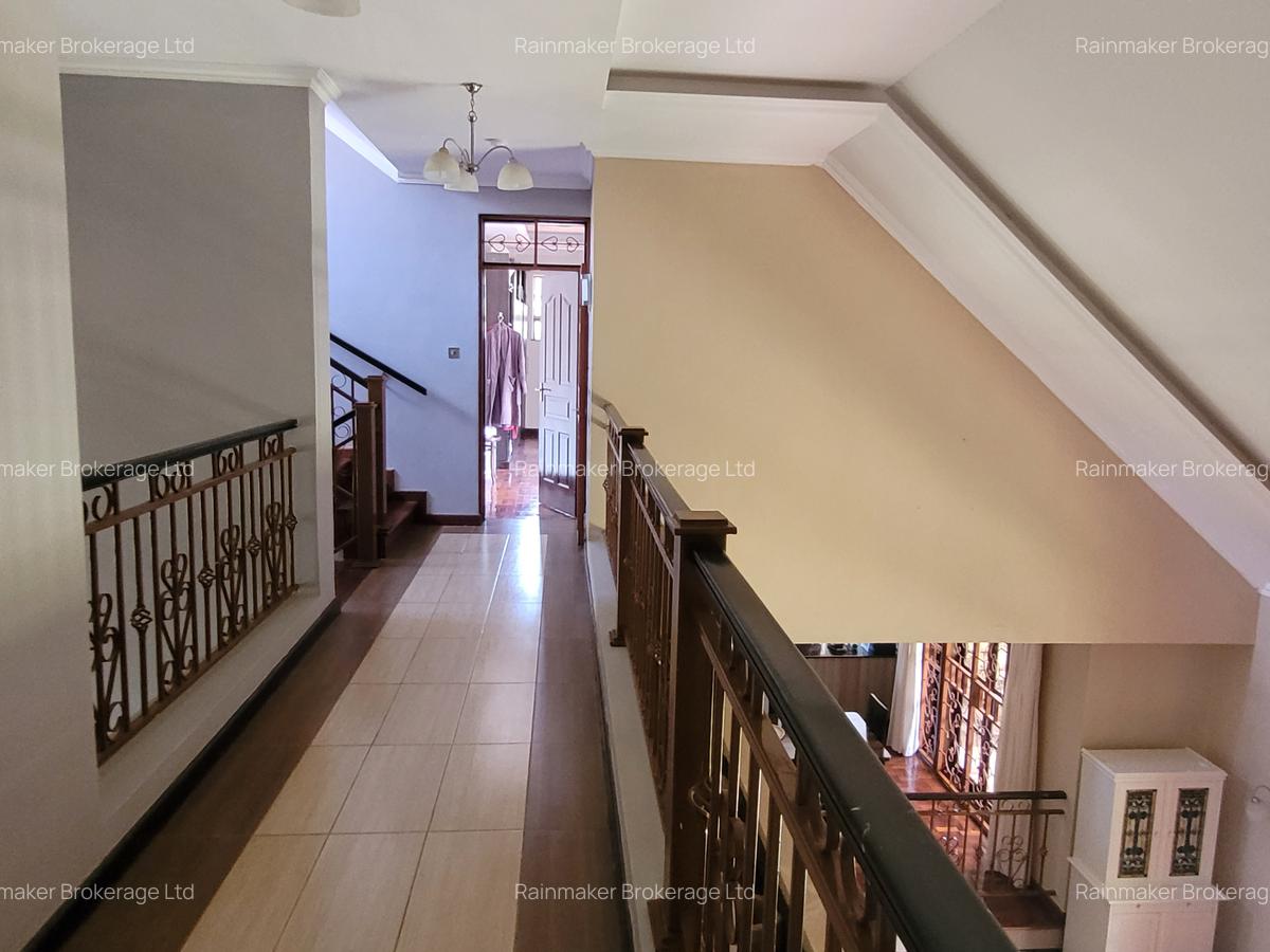 4 Bed House with En Suite at Rosslyn Lone Tree - 2