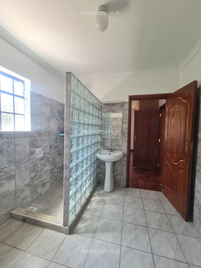 4 Bed Townhouse with En Suite at Karen - 20