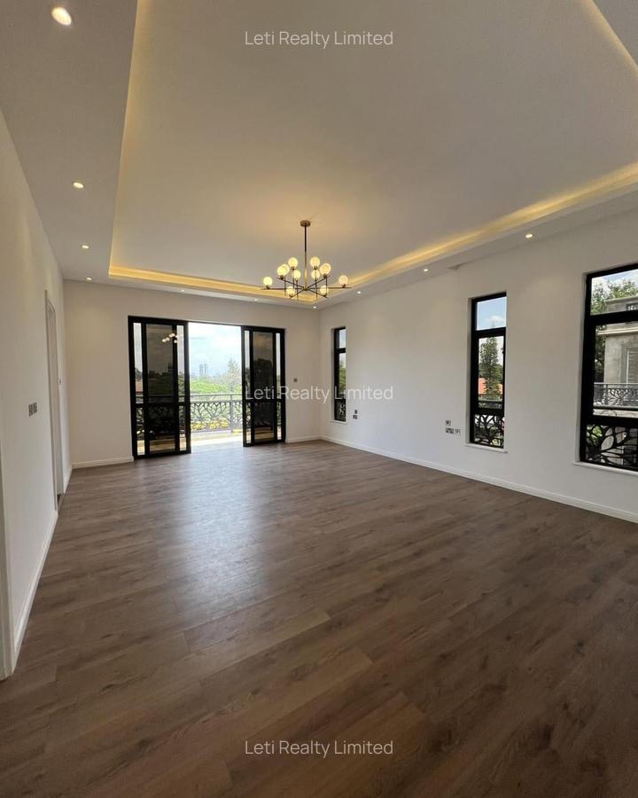 5 Bed Townhouse with En Suite in Lavington - 7