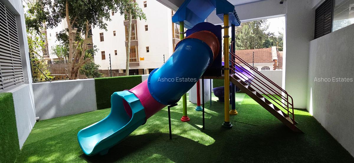 1 Bed Apartment with En Suite in Lavington - 8