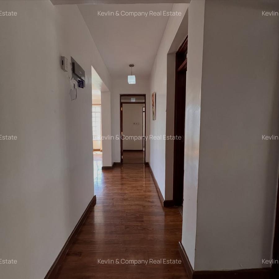 3 Bed Apartment with En Suite in Lavington - 12