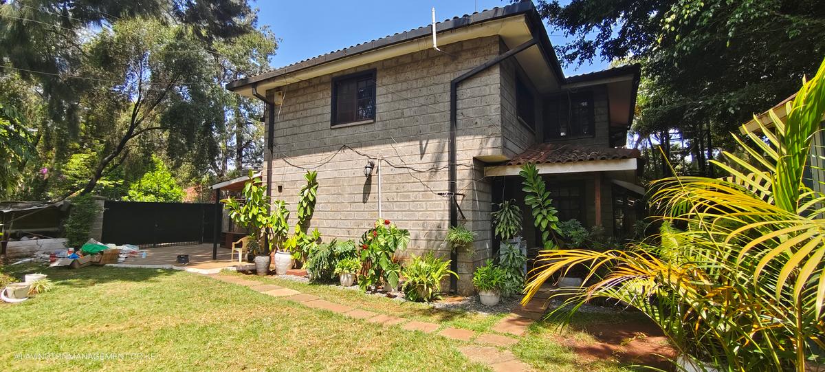 4 Bed Townhouse with En Suite at Lavington Green - 2