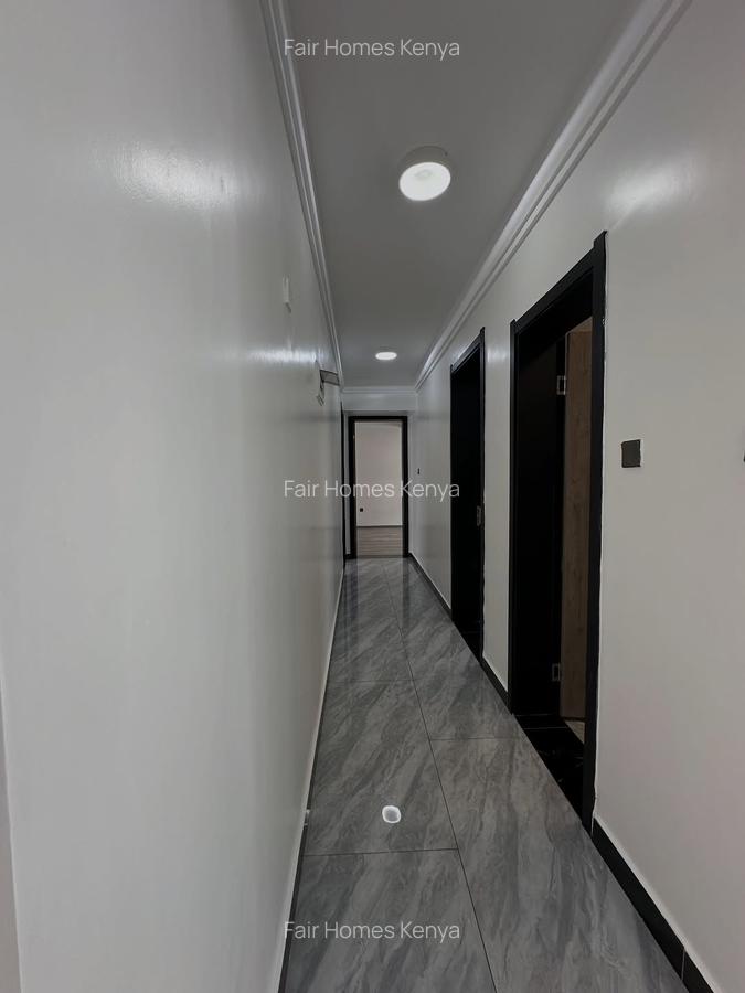 3 Bed Apartment with En Suite at Othaya Road - 4