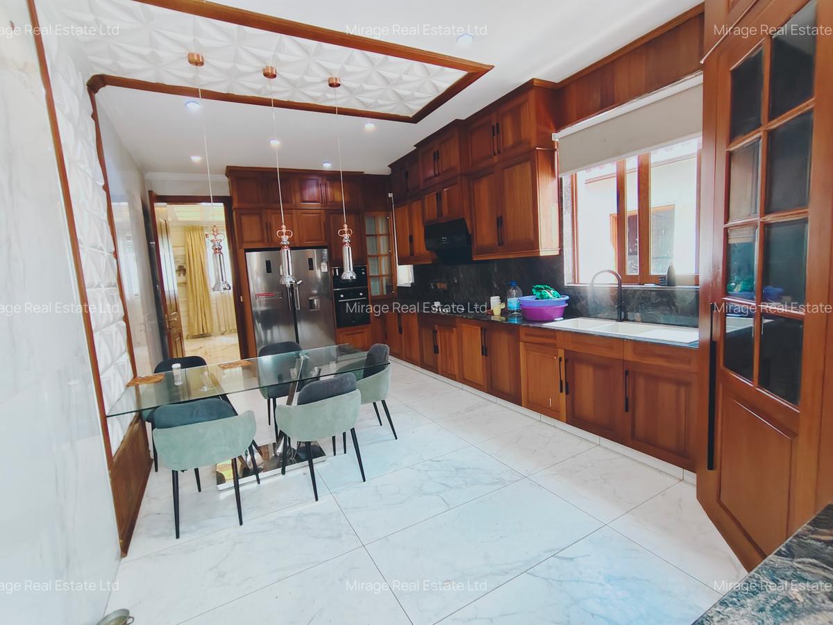 6 Bed Villa with En Suite in Lavington - 9