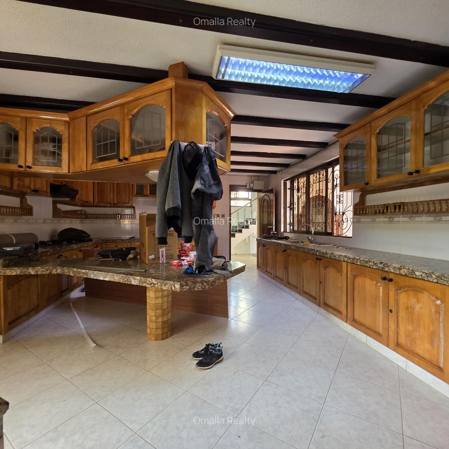 5 Bed House with En Suite in Gigiri - 19