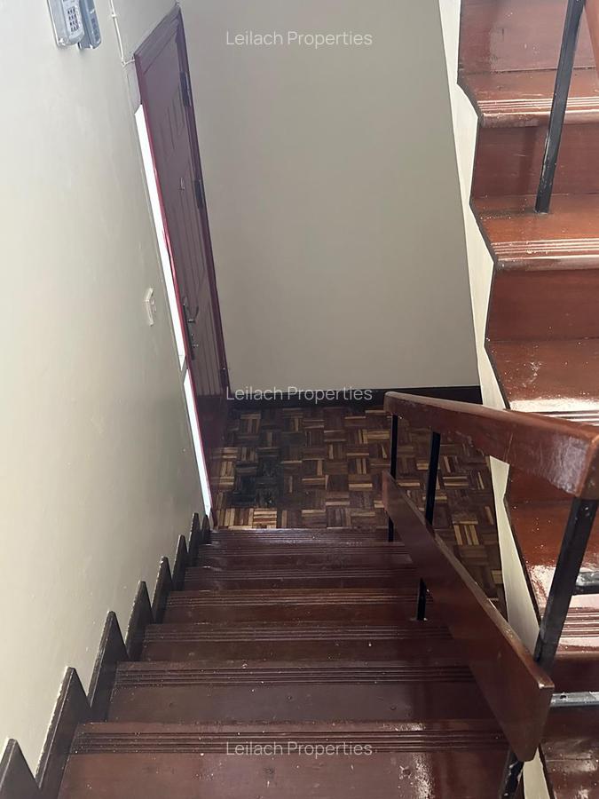 4 Bed House with En Suite in South C - 10