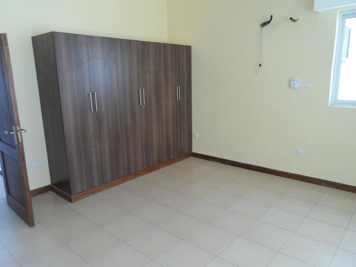 4 Bed Apartment with En Suite at Nyali - 18